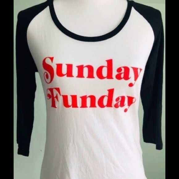 Express women’s quarter sleeve SUNDAY FUNDAY NWT - Picture 2 of 8